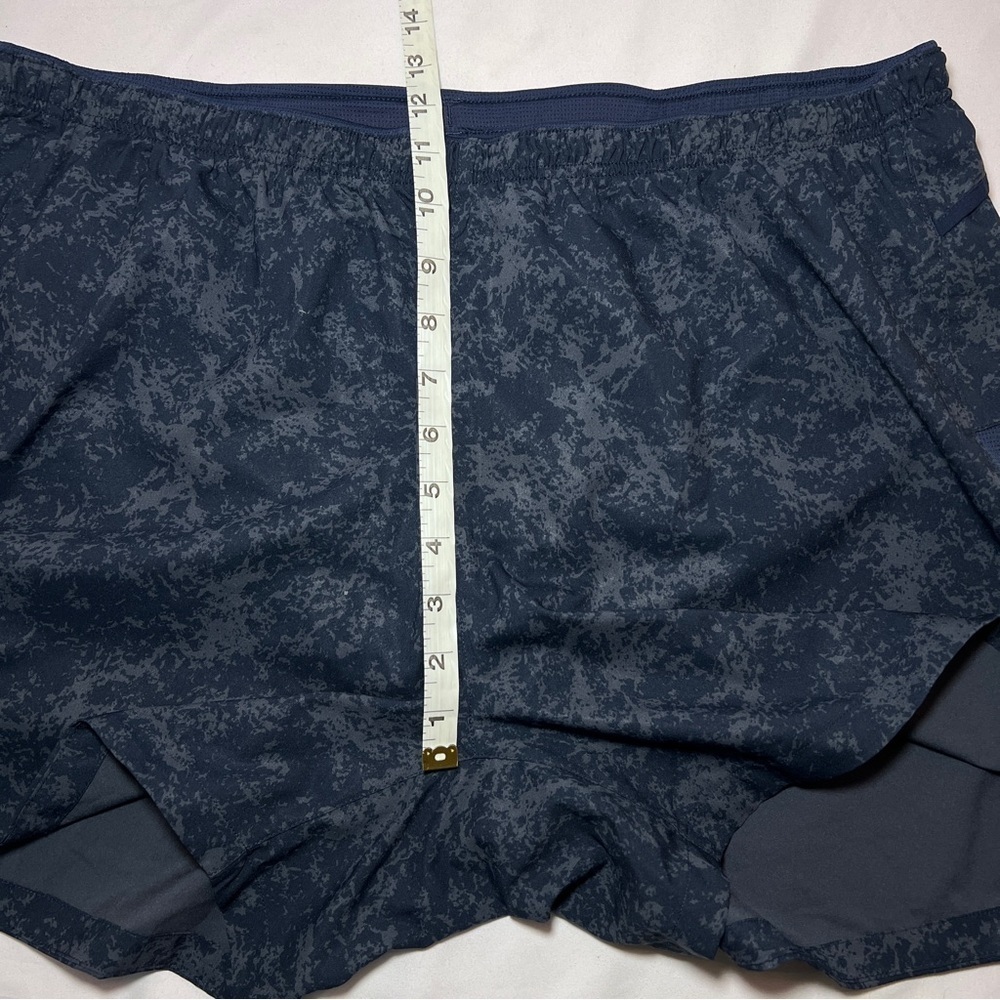 Brooks Dark Blue Running Shorts Size XL - Picture 11 of 12